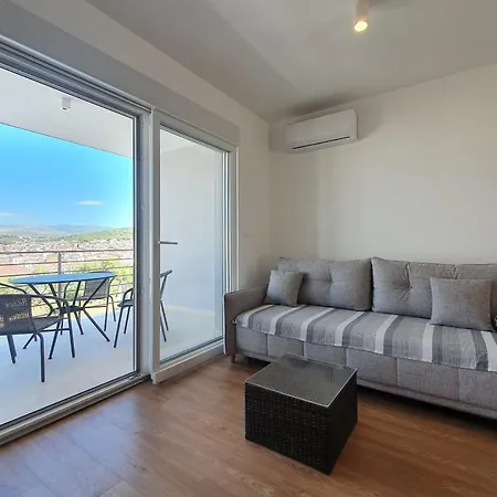 Apartment Andrei